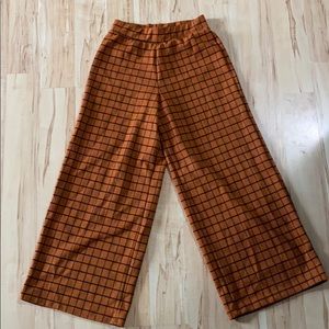 Flair cropped black and orange plaid pants